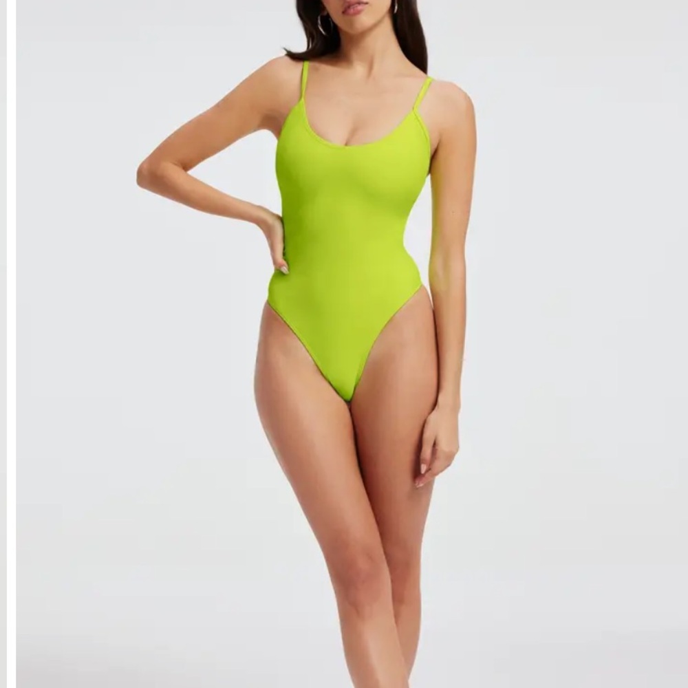 Good American swim